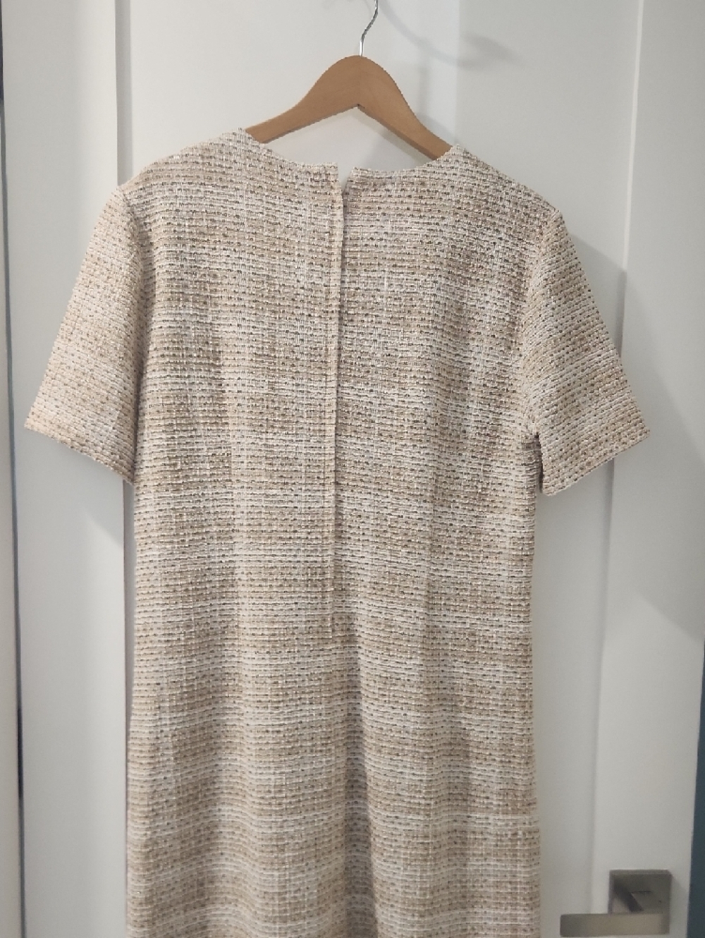 Halston Heritage Beige Tweed Short-Sleeve Shift Dress - Picture 6 of 10